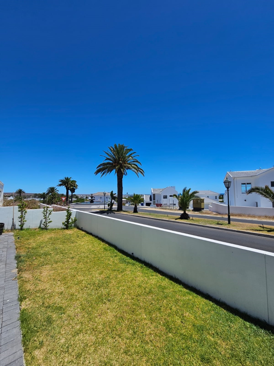 3 Bedroom Property for Sale in Britannia Bay Western Cape